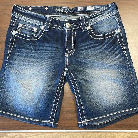 Miss Me mid-shorts sz 28 - Picture 1 of 5